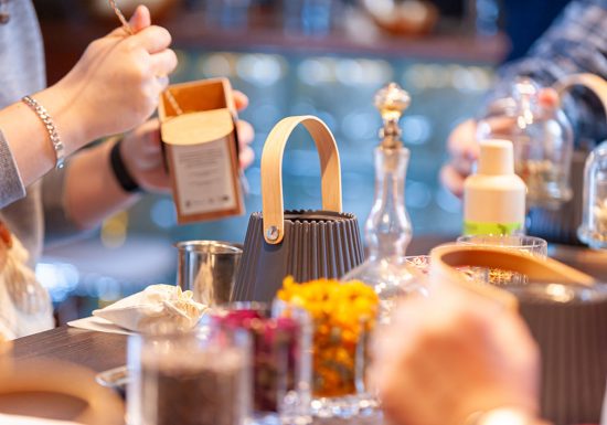 Atelier confection de tisanes à base de plantes aromatiques et médicinales