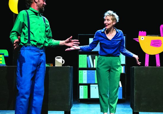 Théâtre-Musical : Une poule sur la lune de la Compagnie Les Belles Oreilles à Saint-Jean-de-Moirans