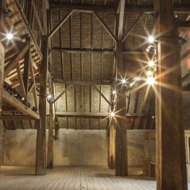 Exposer à la Grange