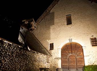 Balade nocturne du monastère à la grange